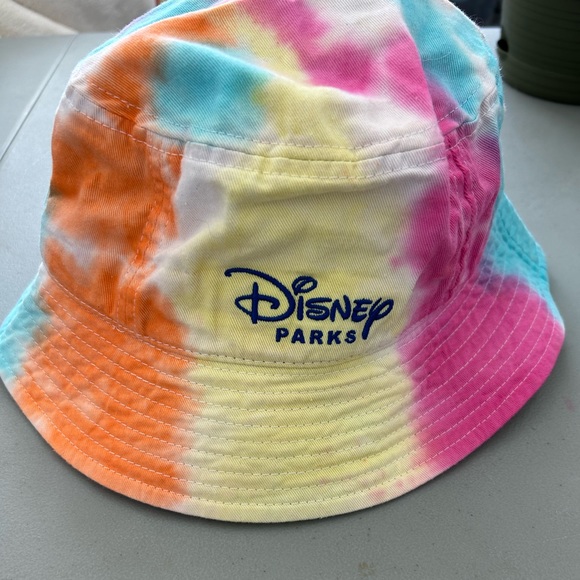 Disney Tie Dye Bucket Hat NWT - Picture 1 of 4